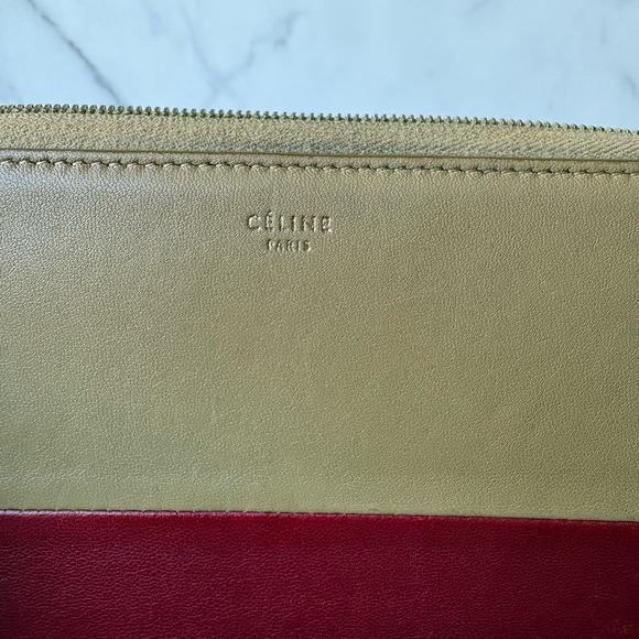 Celine Wallet - Phoebe Philo – Timeless Elegance and Luxury - Picture 6 of 10